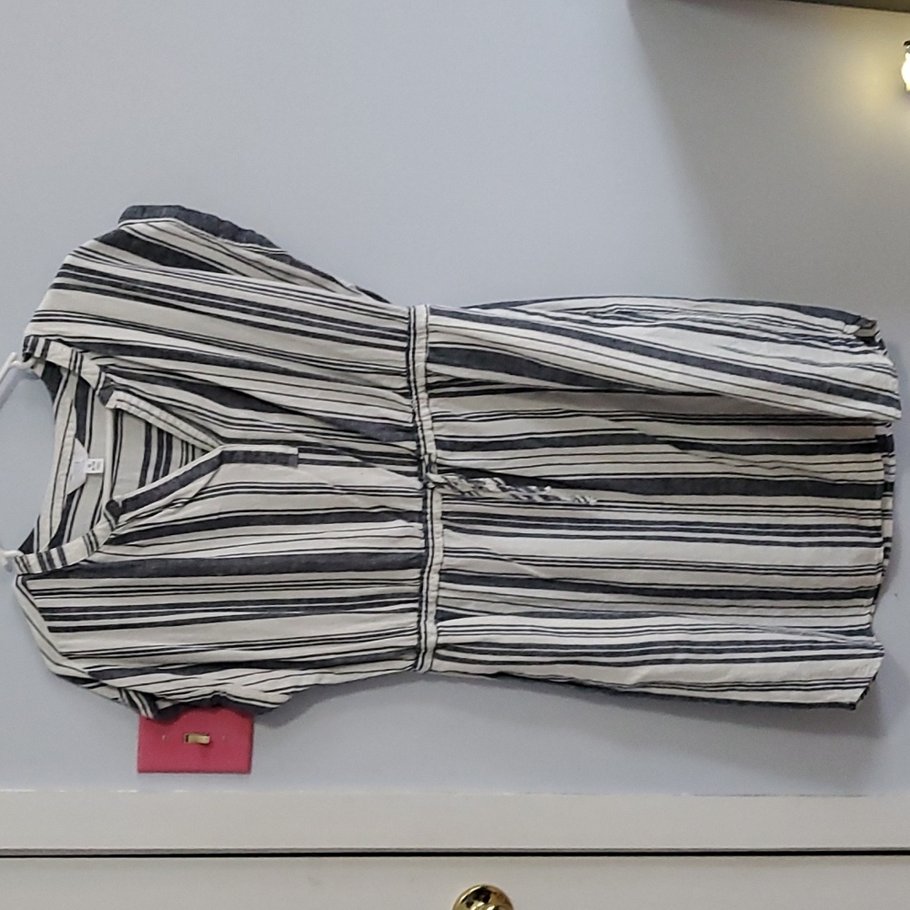 Time and Tru Dress Size 8-10 Navy and White Stripes